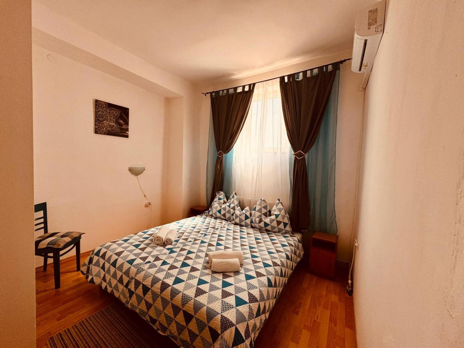 Pensiunea Schwartzy Hotel Mako Exterior photo